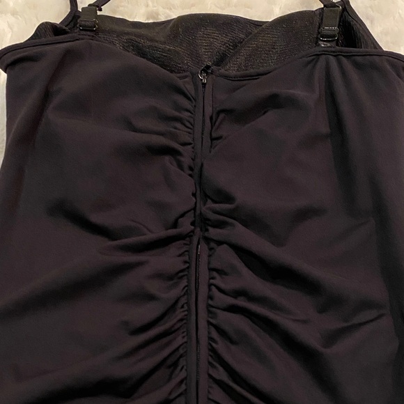 Cache Elegant Black Top - Picture 6 of 7